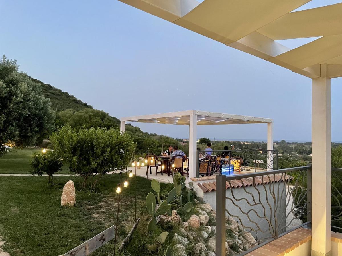 Hotel Essenza Di Mirto La Caletta Εξωτερικό φωτογραφία