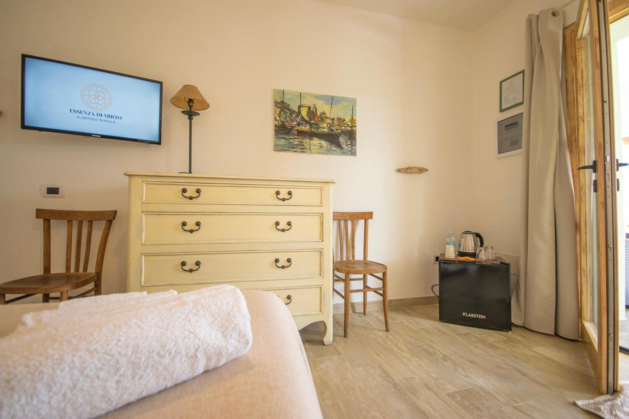 Hotel Essenza Di Mirto La Caletta Δωμάτιο φωτογραφία