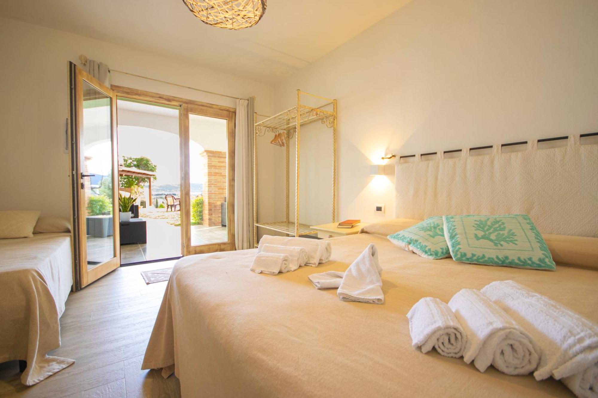 Hotel Essenza Di Mirto La Caletta Δωμάτιο φωτογραφία