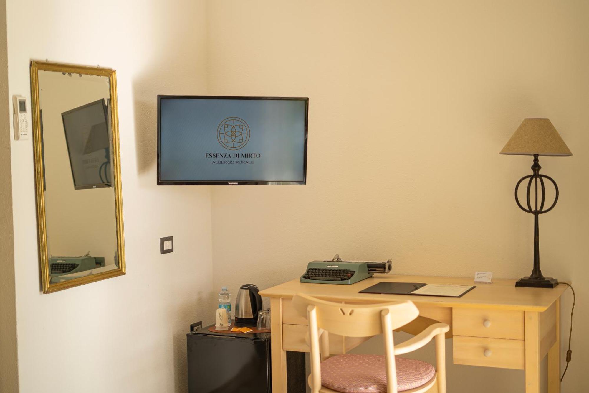 Hotel Essenza Di Mirto La Caletta Δωμάτιο φωτογραφία