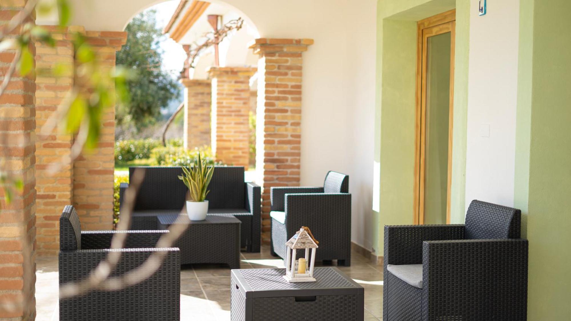 Hotel Essenza Di Mirto La Caletta Εξωτερικό φωτογραφία